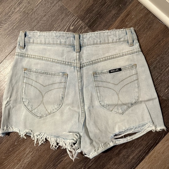 Rollas size 28 barely worn denim shorts - Picture 3 of 4